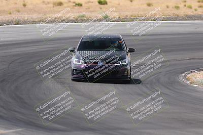 media/Jun-01-2025-CalClub SCCA (Sun) [[eae223c5dd]]/Group 1/Track Event 4/